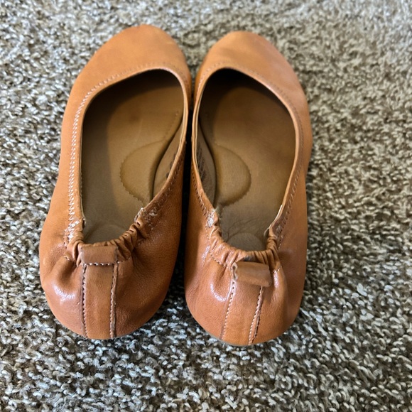 Sofft Kenni Genuine Leather Ballet Flats In camel  Size 7 - Picture 2 of 6